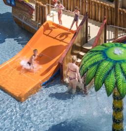 Image gallery of the Hotel Oasis Park Splash