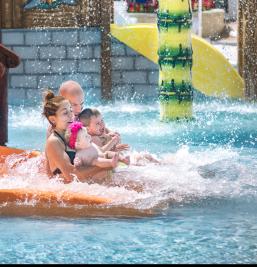 Image gallery of the Hotel Oasis Park Splash